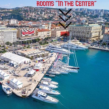 Deluxe Apartments & Rooms "In The Center" Rijeka Bagian luar foto